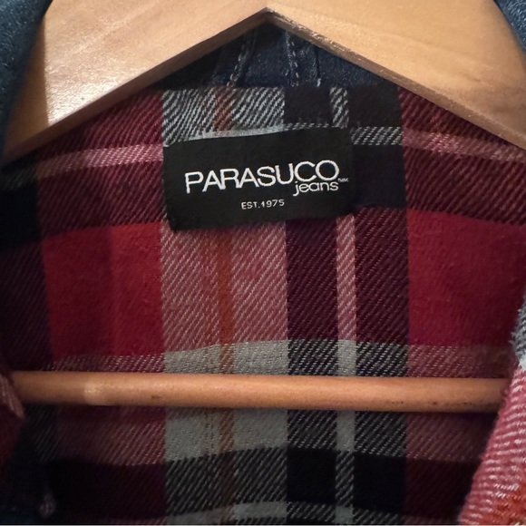 Parasuco small lined jean jacket. - Picture 5 of 6